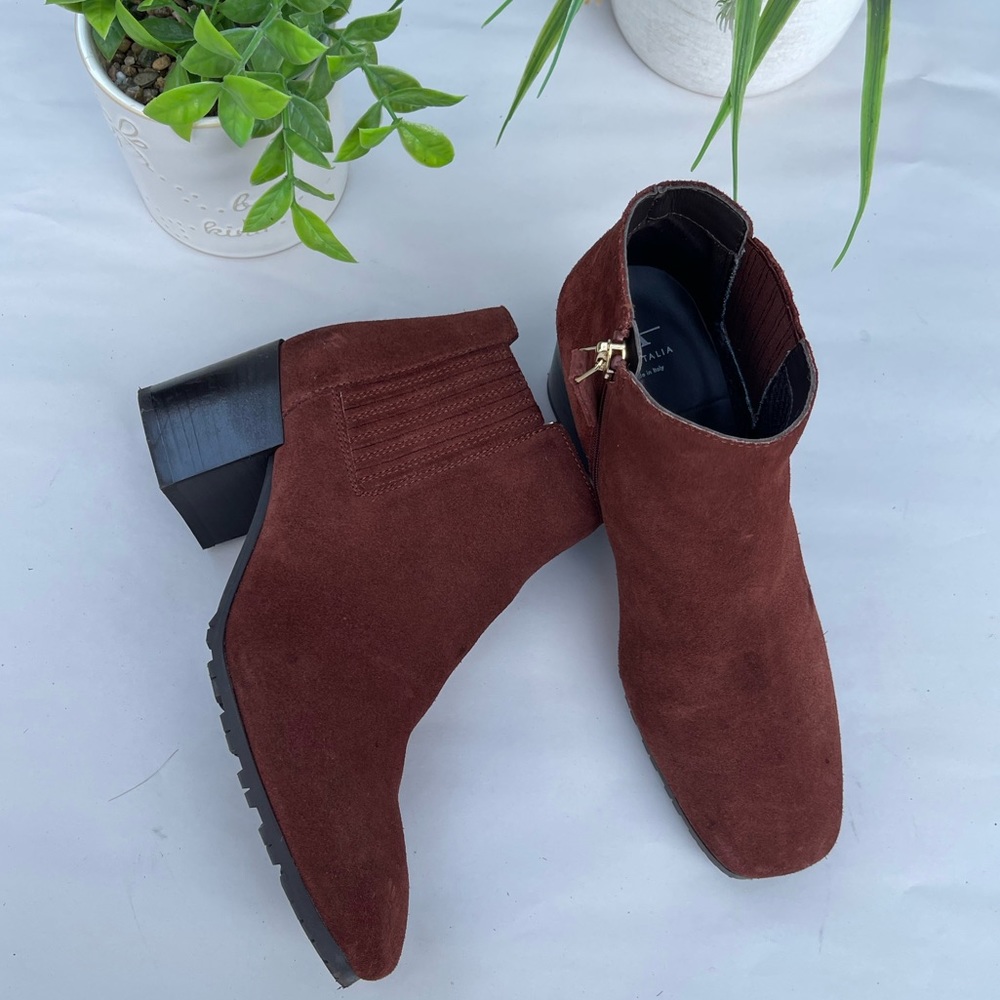 Aquatalia suede leather booties size 5.5 women rich color